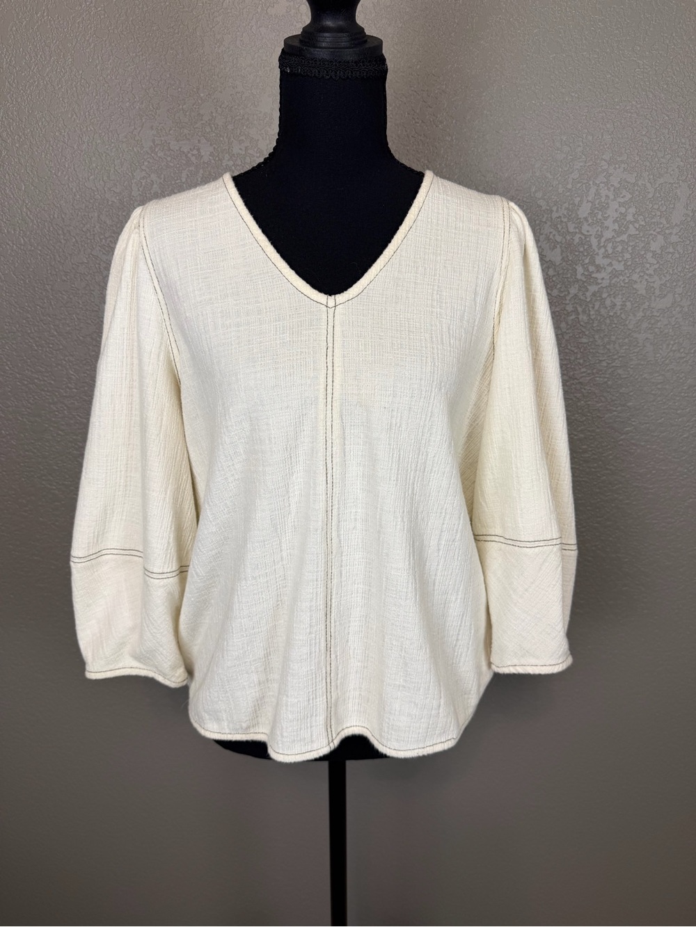Anthropologie Current Air Delilah Puff Sleeve V-Neck